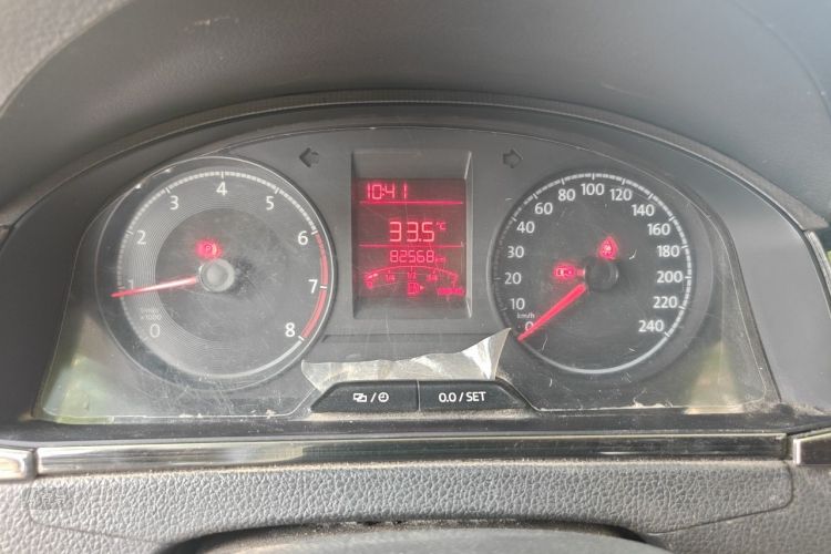 Volkswagen Santana 2018 car image #13