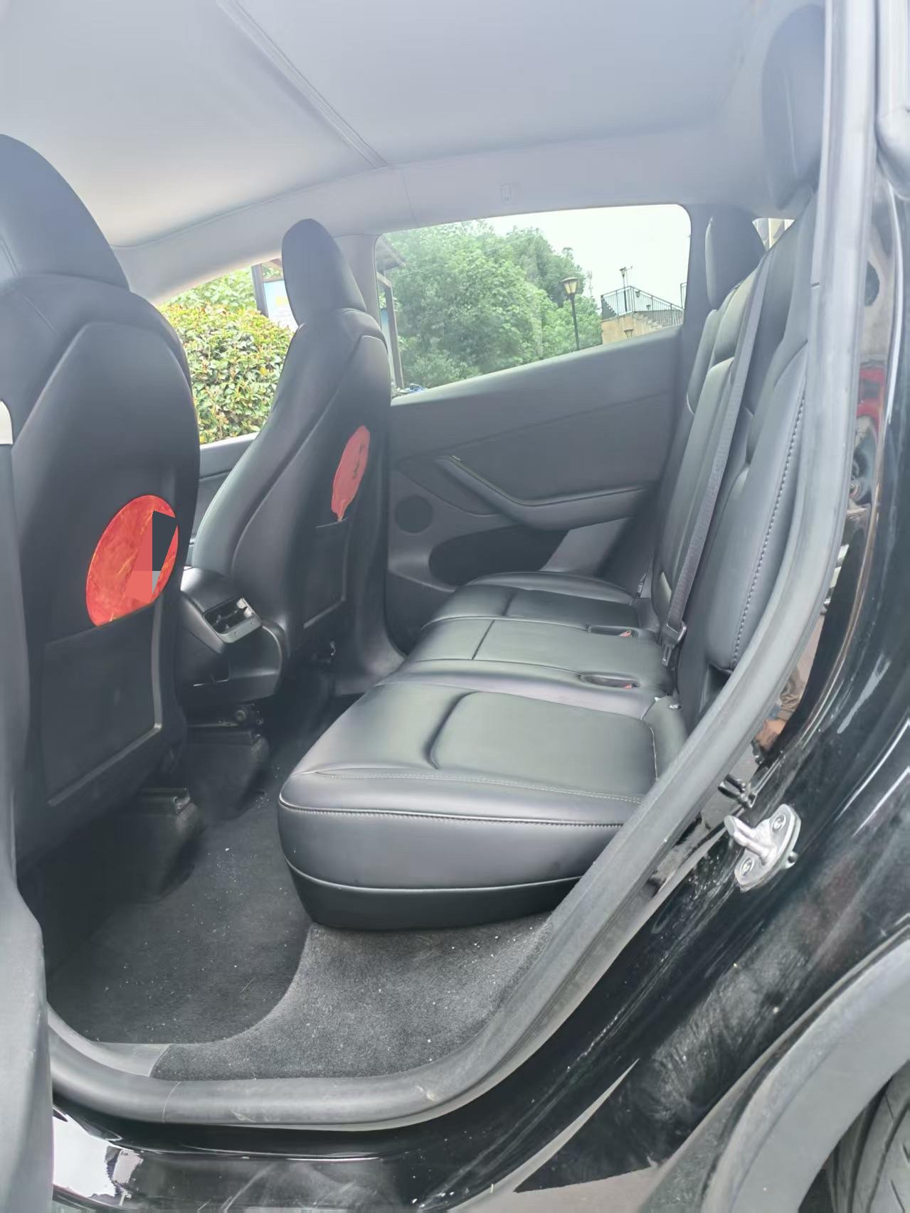 Tesla Model Y 2023 car image #4