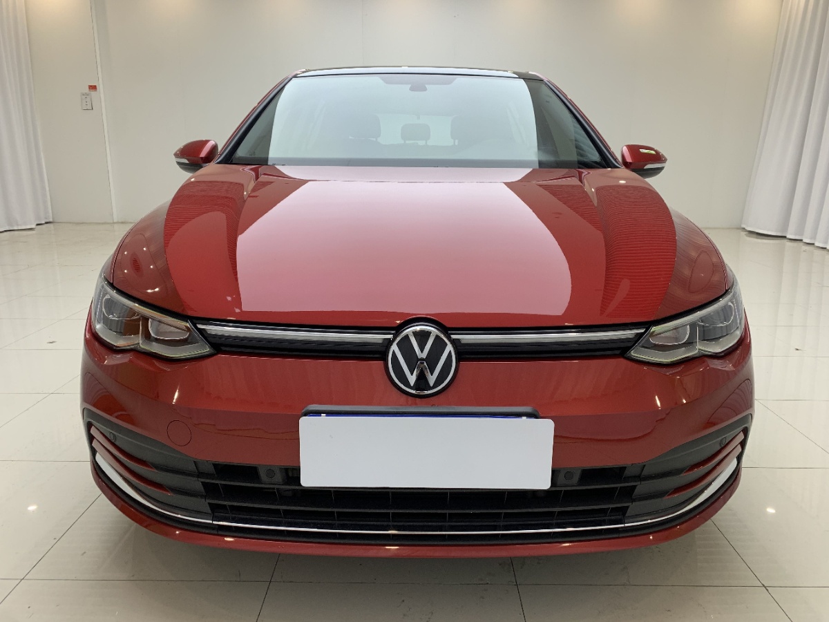 Volkswagen Golf 2022 #2 Volkswagen Golf 2022 صورة سيارة #2