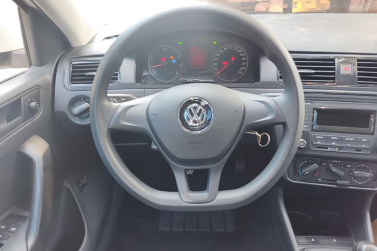 Volkswagen Santana 2022 car image #11