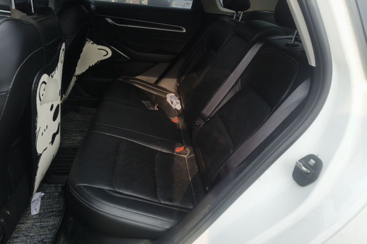 GEELY Emgrand 2024 car image #13