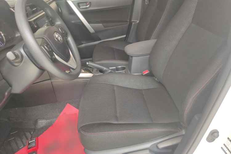 Toyota Corolla 2018 #15 Toyota Corolla 2018 car image #15