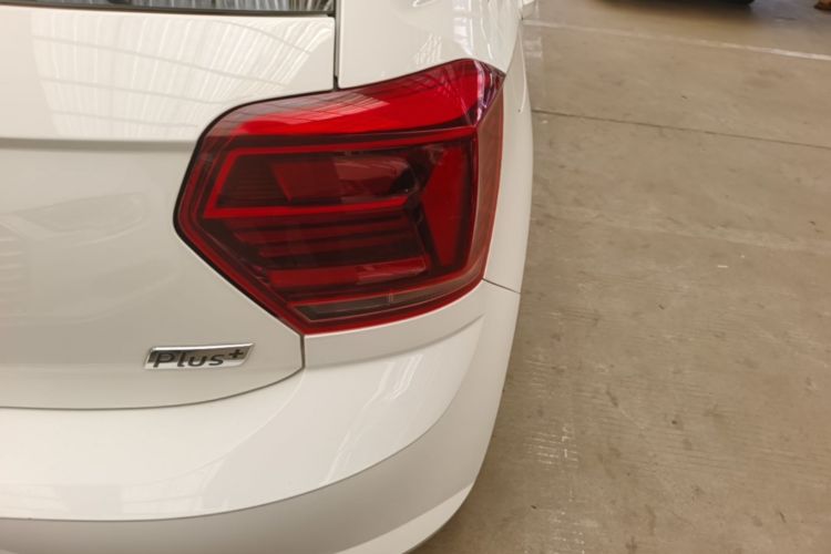 Volkswagen Polo 2020 car image #8