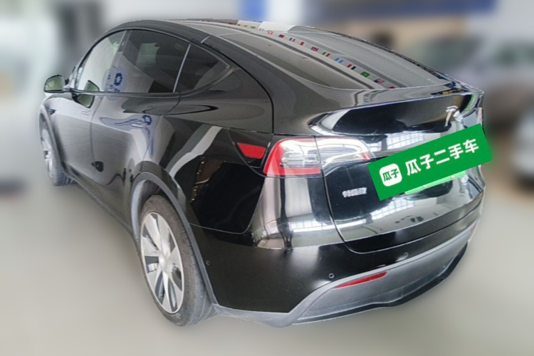 Tesla Model Y 2021 #5 Tesla Model Y 2021 car image #5