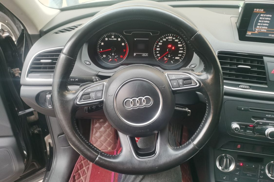 Audi Q3 2013 #22 Audi Q3 2013 immagine di auto #22