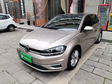 Volkswagen Golf 2020 car image 