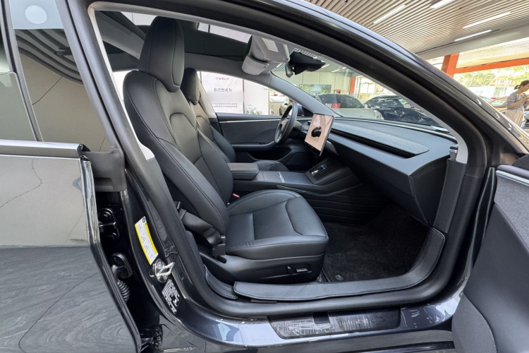 Tesla Model 3 2024 #20 Tesla Model 3 2024 car image #20