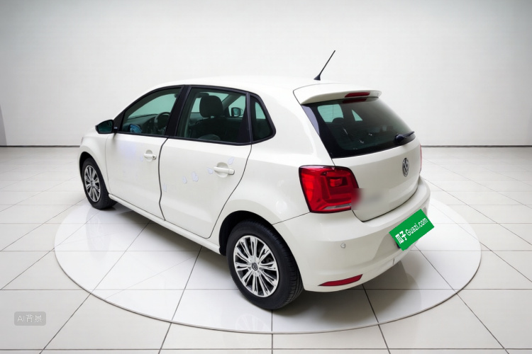 Volkswagen Polo 2018 car image #5