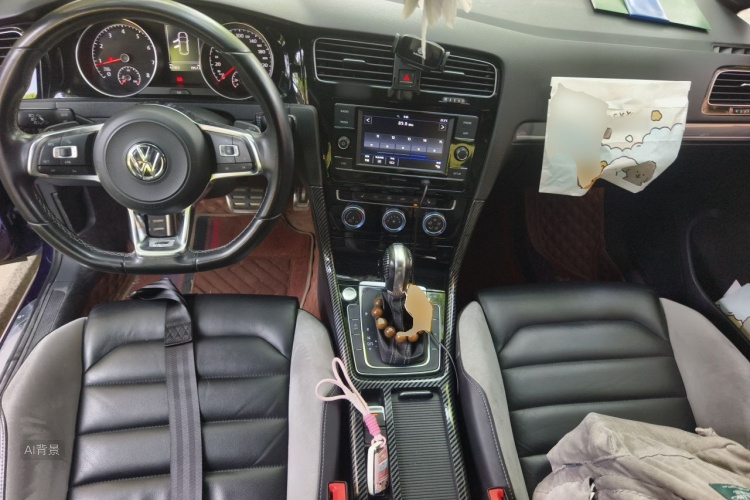 Volkswagen Golf 2018 car image #11