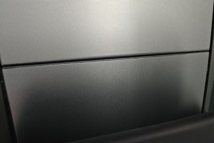 Tesla Model 3 2026 car image #9