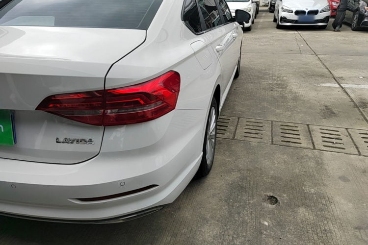 Volkswagen Lavida 2021 car image #8