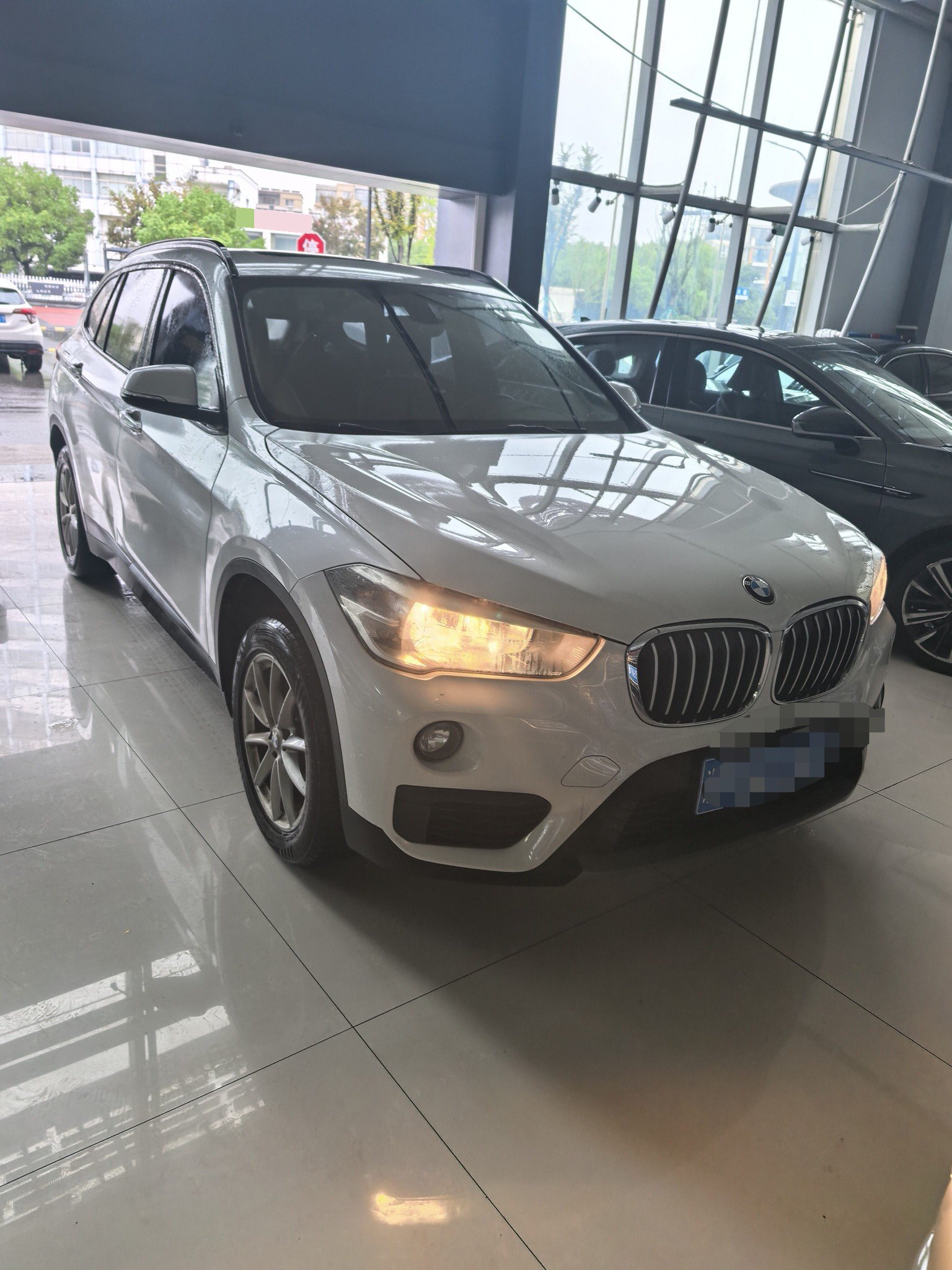 BMW X1 2018 #3 BMW X1 2018 car image #3