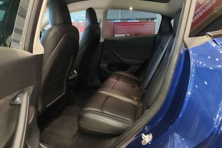 Tesla Model Y 2022 #13 Tesla Model Y 2022 car image #13