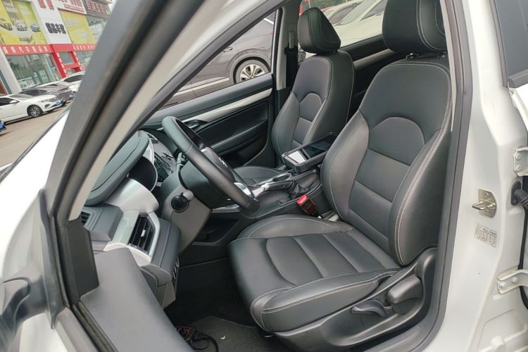 GEELY Emgrand 2020 #15 GEELY Emgrand 2020 car image #15