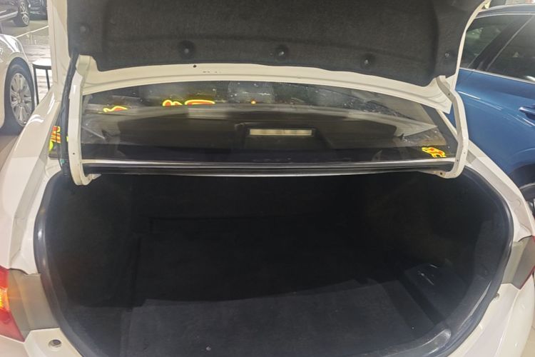 Toyota Corolla 2017 car image #19