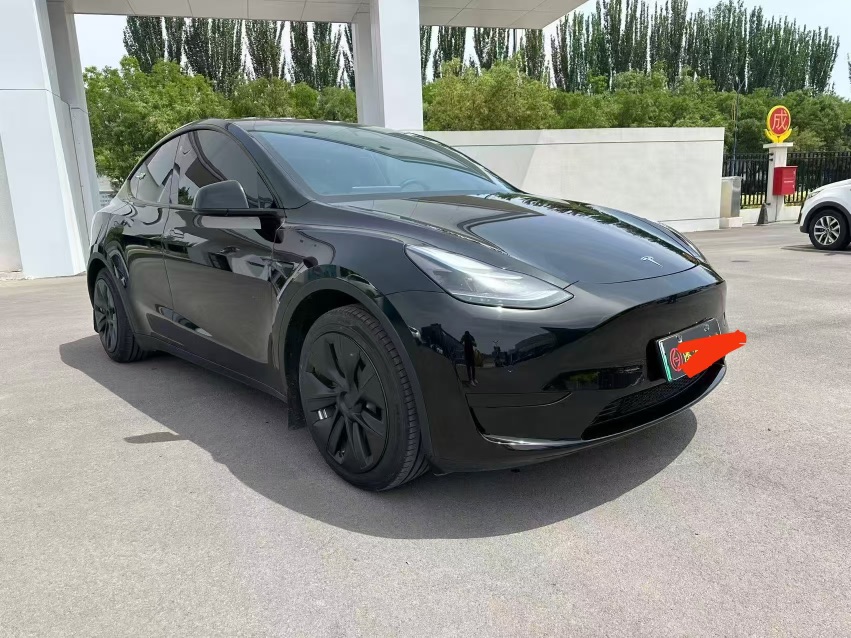 Tesla Model Y 2023 Tesla Model Y 2023 car image