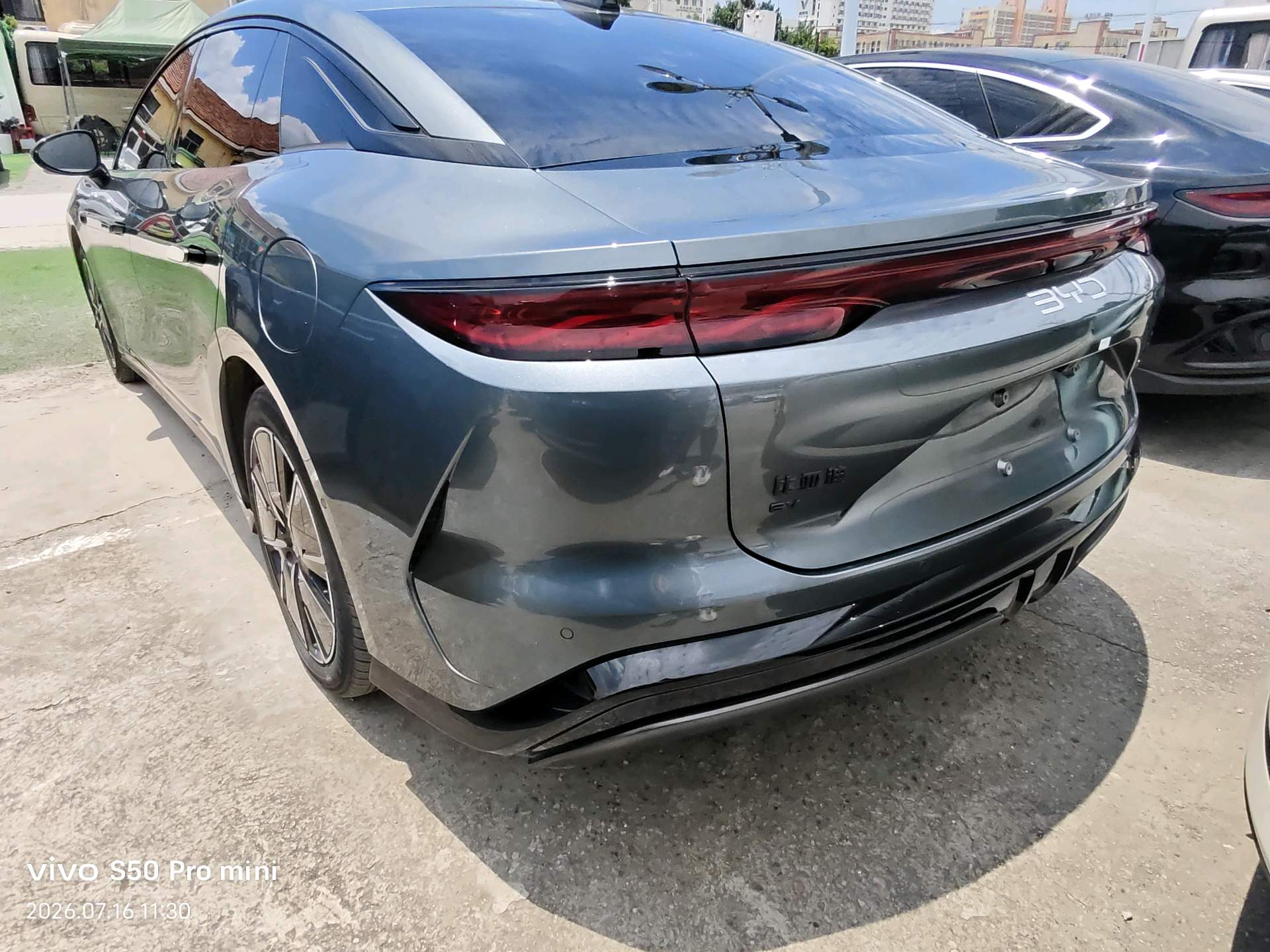 BYD HanL 2025 car image #12