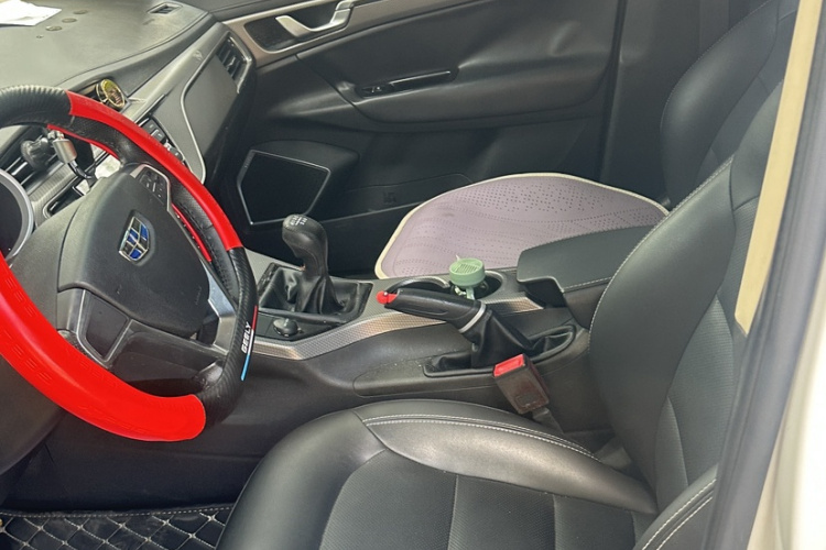 GEELY Emgrand GS 2017 car image #10