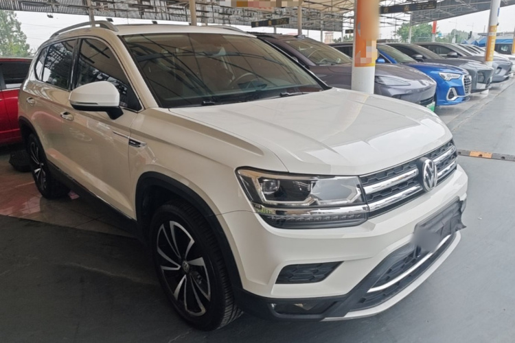 Volkswagen Tharu 2020 car image #4