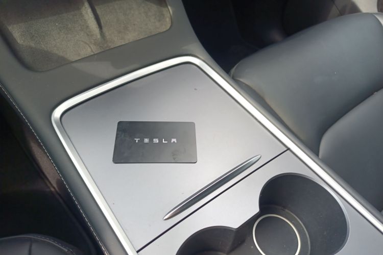 特斯拉 Model Y 2024 汽车图片 #17