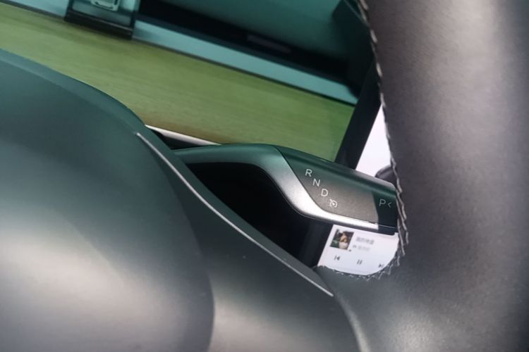 Tesla Model Y 2023 #14 Tesla Model Y 2023 car image #14
