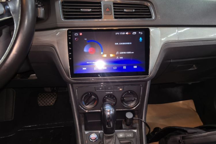 Volkswagen Lavida 2018 car image #13
