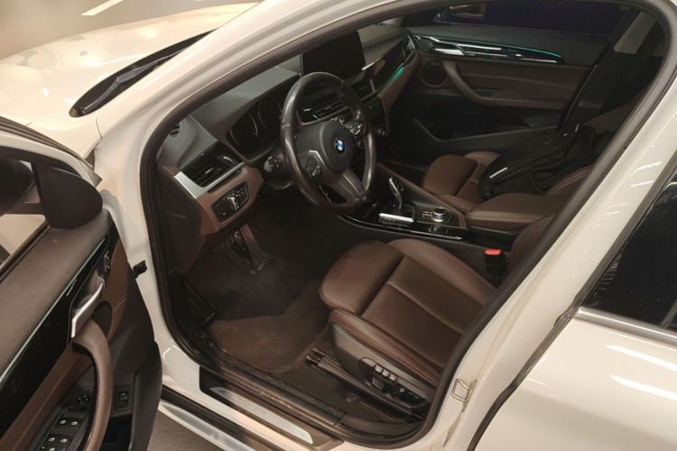 BMW X1 2020 car image #18