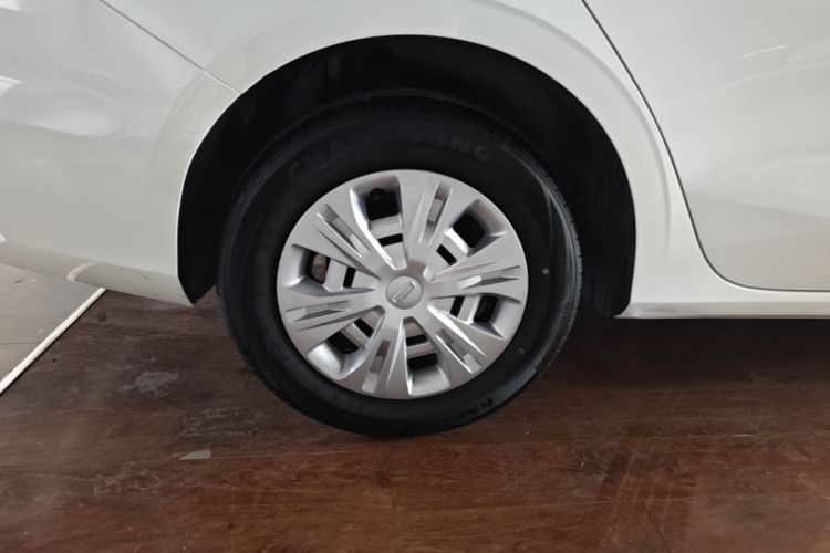 GEELY Emgrand 2026 car image #10