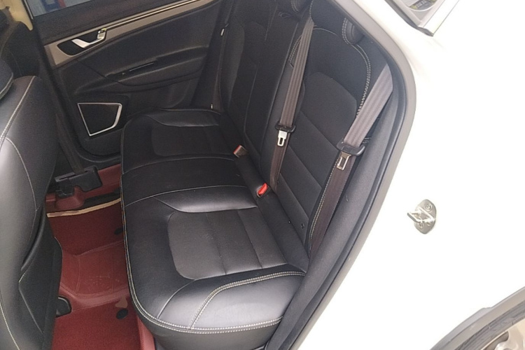 GEELY Emgrand GS 2018 #17 GEELY Emgrand GS 2018 car image #17