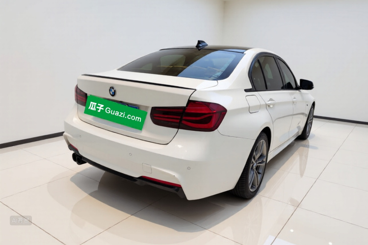 BMW 3 Series 2018 car image #7