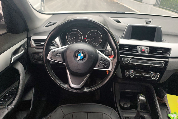 BMW X1 2016 image de voiture #12