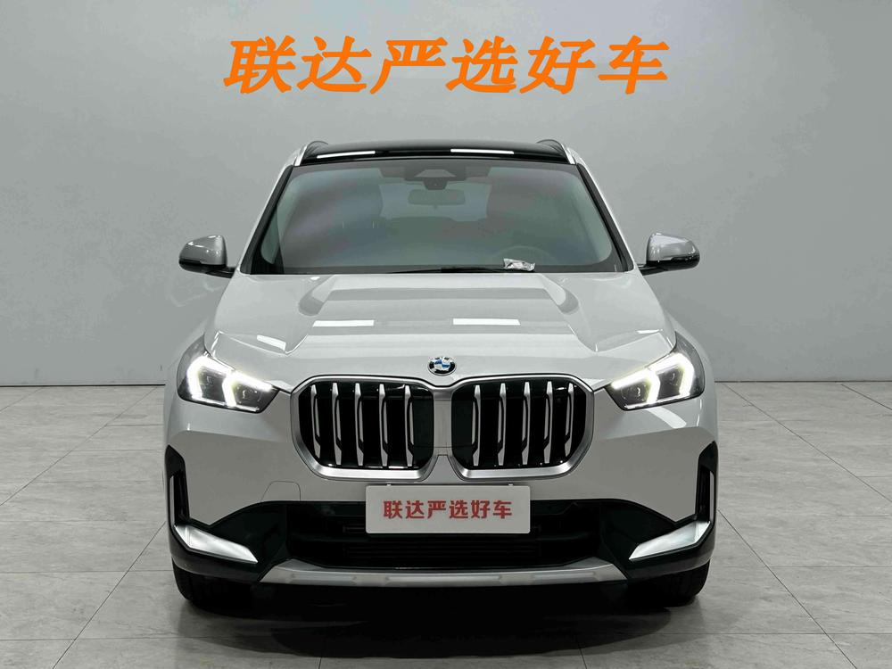 BMW X1 2023 imagen de coche #2