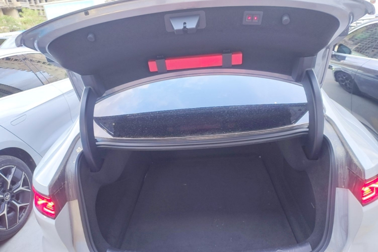 BYD Han 2022 car image #21