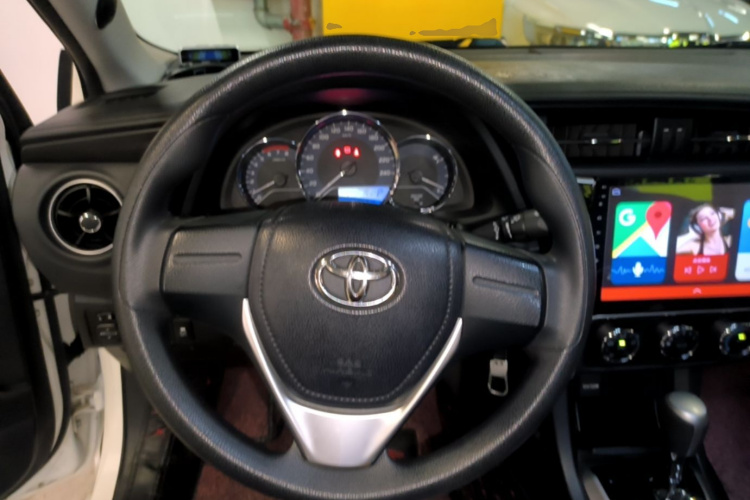 Toyota Corolla 2017 car image #11