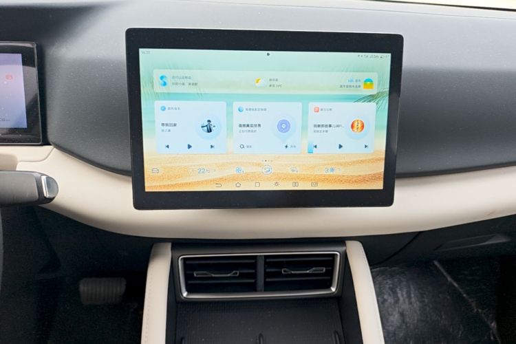 BYD YuanUP 2025 car image #13