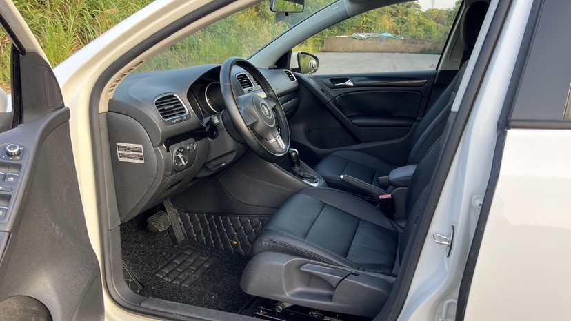 Volkswagen Golf 2014 car image #4