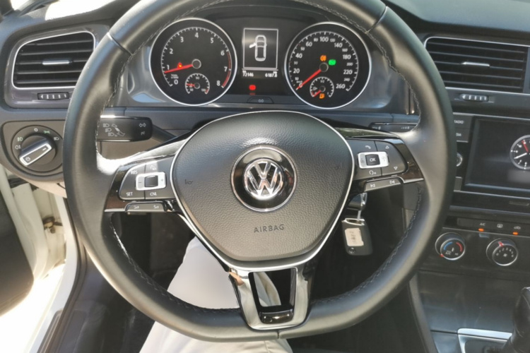 Volkswagen Golf 2018 #11 Volkswagen Golf 2018 car image #11