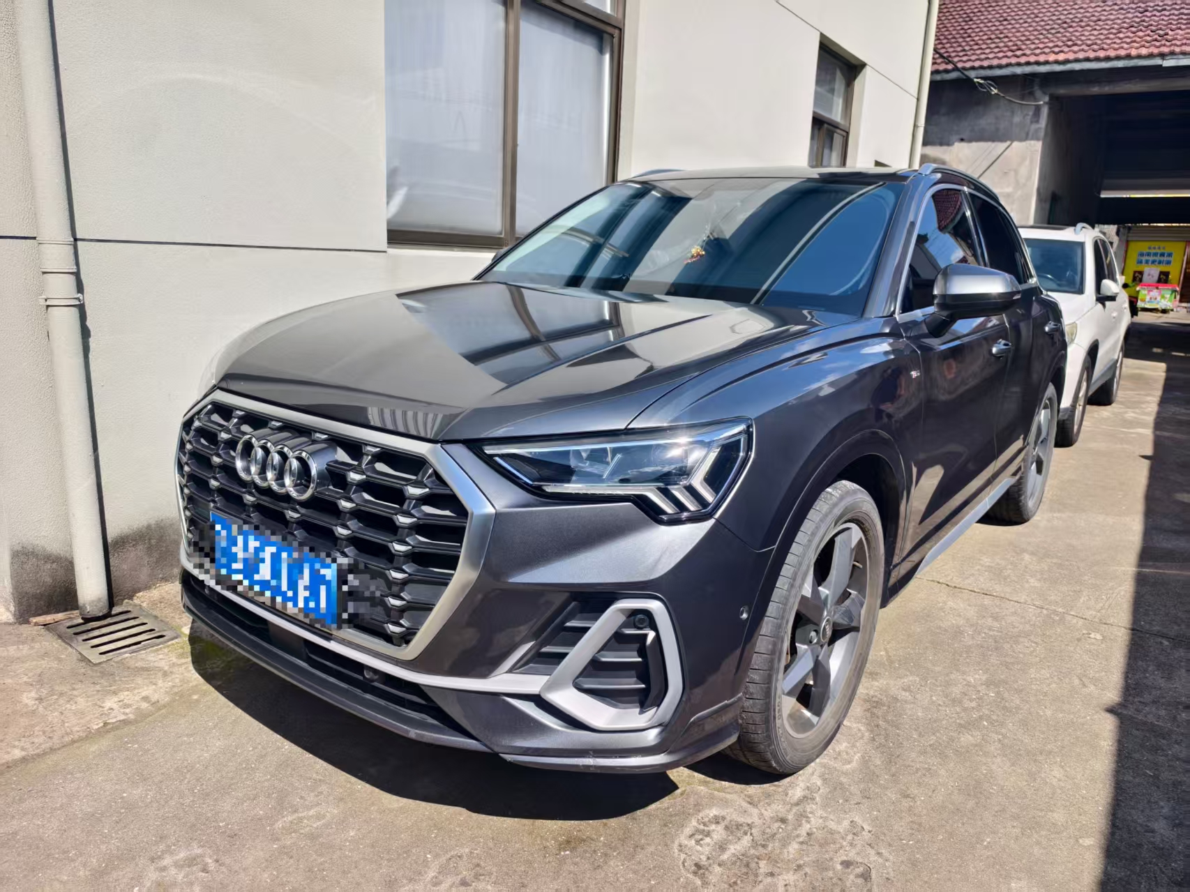 Audi Q3 2023 #2 Audi Q3 2023 car image #2