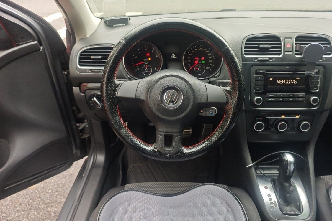 Volkswagen Golf 2011 #24 Volkswagen Golf 2011 car image #24