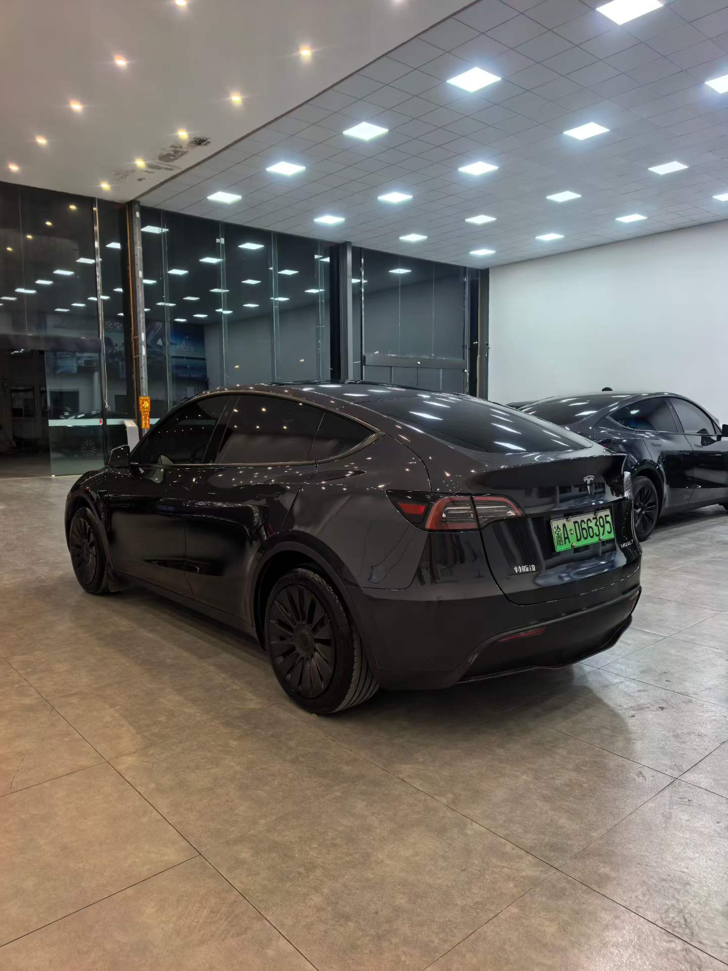 Tesla Model Y 2024 car image #7