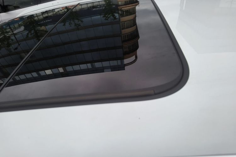 Audi Q3 2022 car image #25