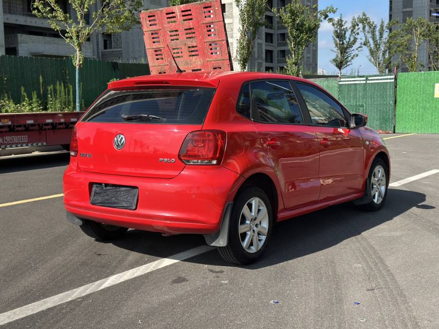 Volkswagen Polo 2013 #9 Volkswagen Polo 2013 car image #9