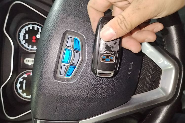 GEELY Vision X6 2017 car image #9