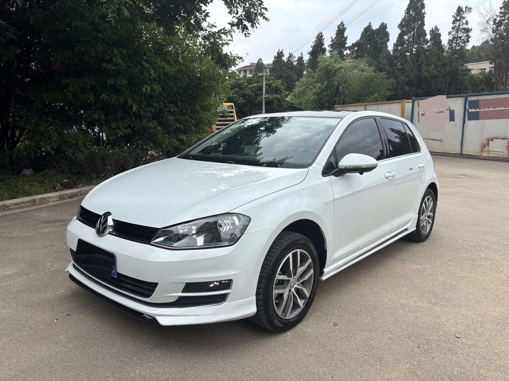 2015 2015 car image