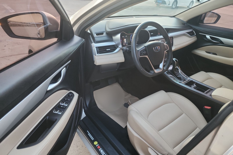GEELY Emgrand 2019 car image #10