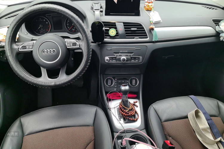 Audi Q3 2019 #11 Audi Q3 2019 car image #11