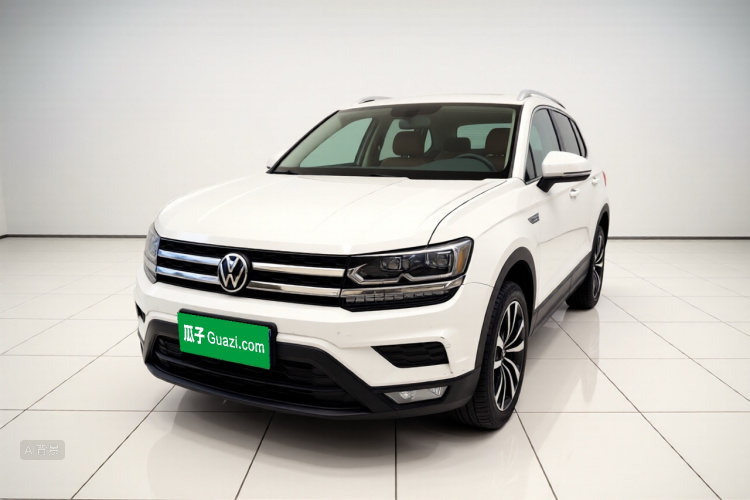 Volkswagen Tharu 2021 car image #2