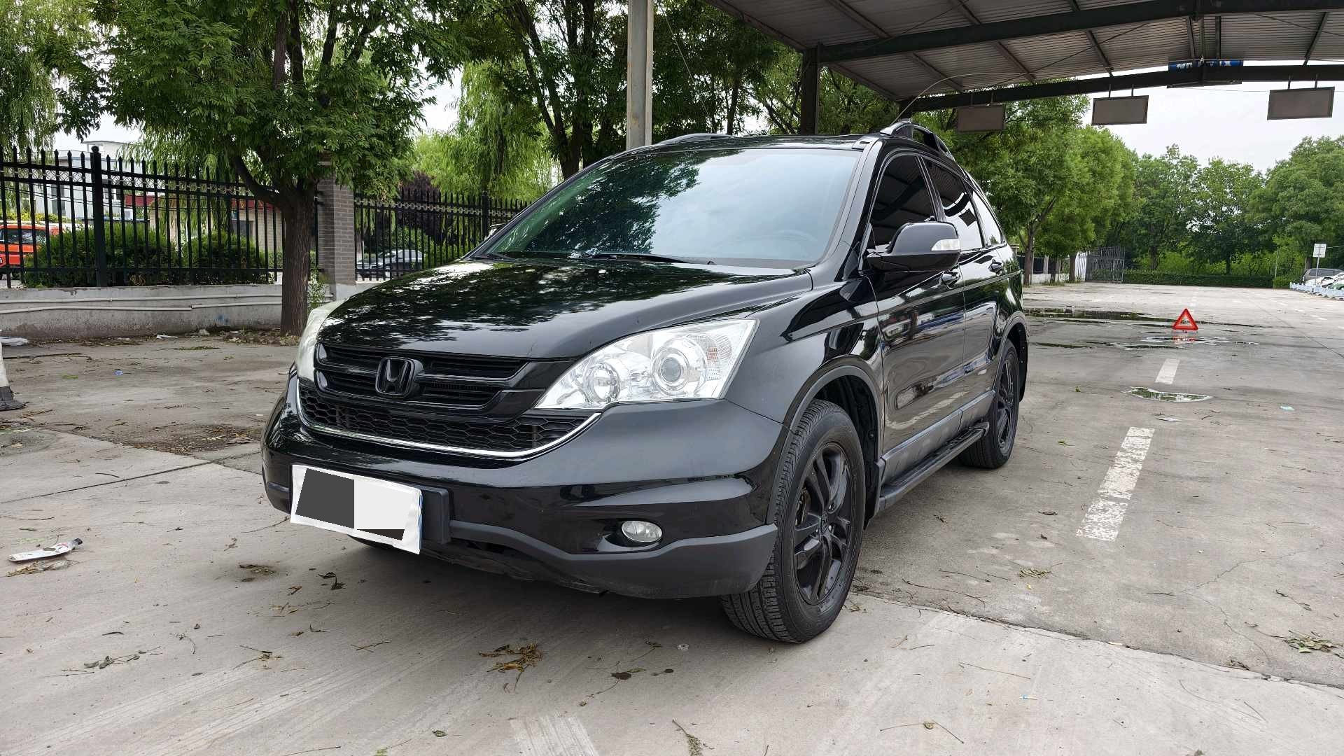 2010 2010 car image