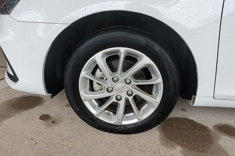 GEELY Emgrand 2020 car image #6