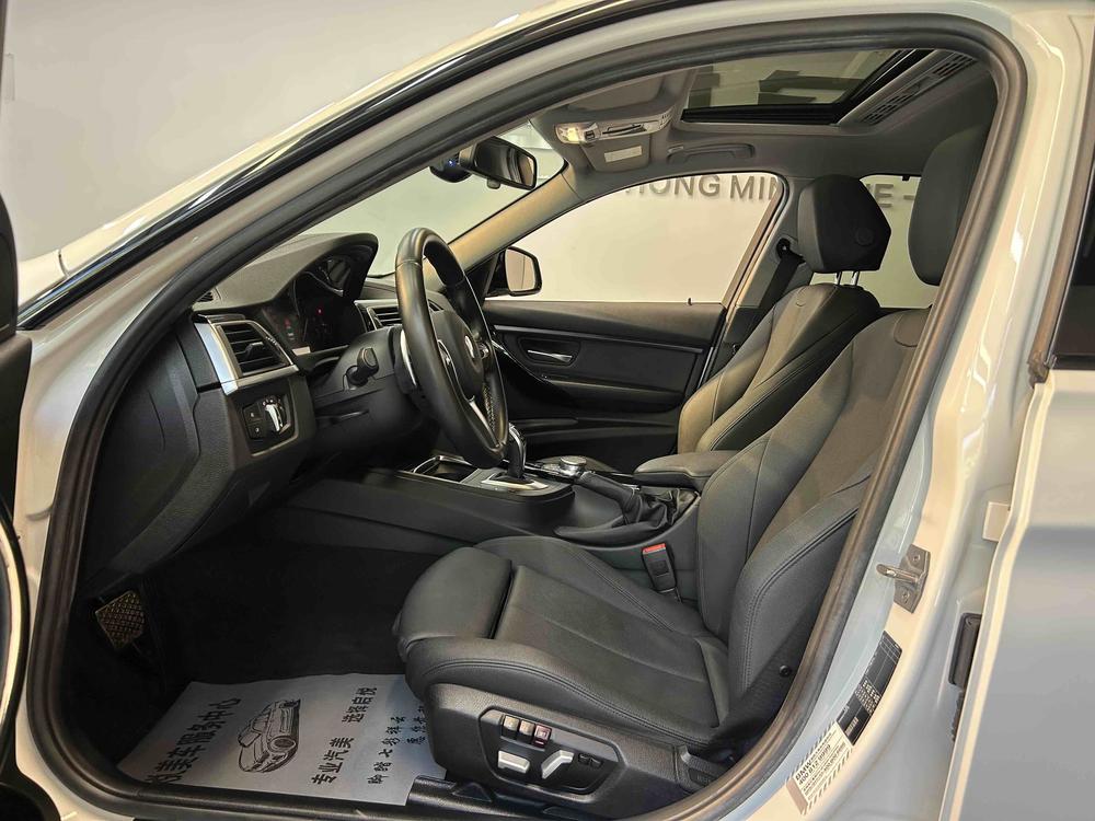 BMW 3 Series 2018 #9 BMW 3 Series 2018 car image #9